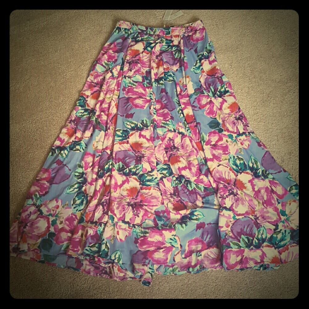 NWT GORGEOUS watercolor floral maxi skirt